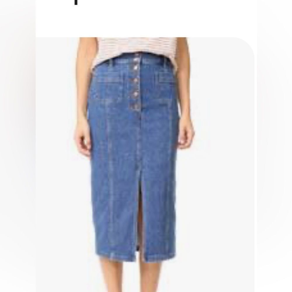 Madewell denim skirt with slit and exposed button and fly size 32